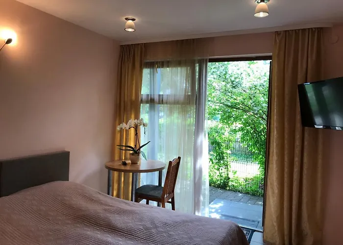 Saule מלון דירות פלאנגה